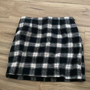 Plaid skirt !